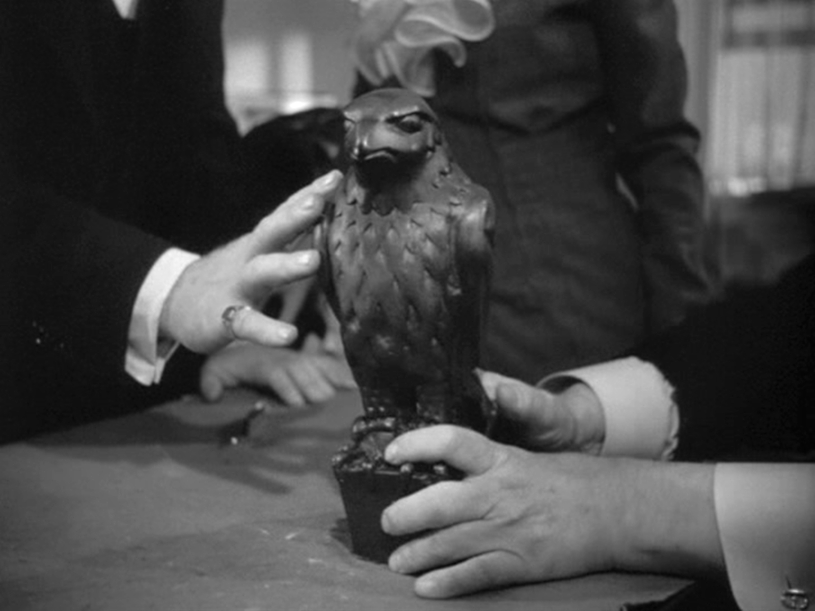 maltese-falcon_still